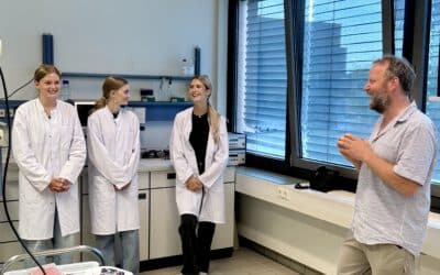 Biologie-Oberstufenkurse besuchen Workshop an der THD