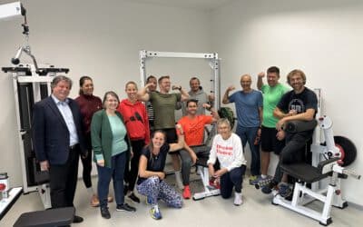 Fit für die Zukunft – Das Comenius-Gymnasium eröffnet neuen Fitnessraum!